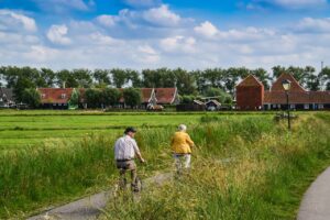 引退犬と一緒に移動できる宿泊施設はどこ？